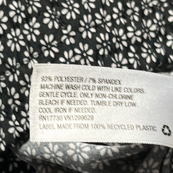 Xhilaration Daisy Pattern Pants/ Joggers - Picture 6 of 10